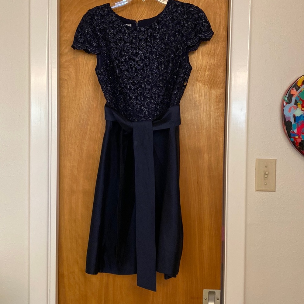 Suzi Chin for Maggie boutique lace shimmer navy dress size 6